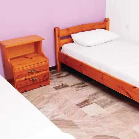 Amazing In Arkadias Apartment *