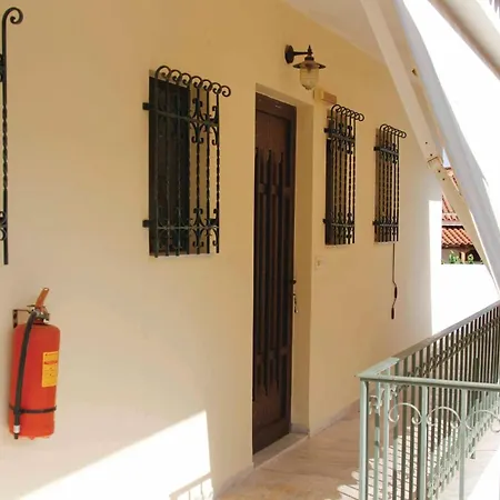 Amazing In Arkadias Apartment Xiropigado